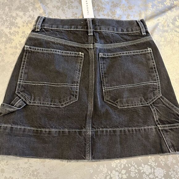 TopShop size 2 carpenter black jean mini skirt - Picture 2 of 4